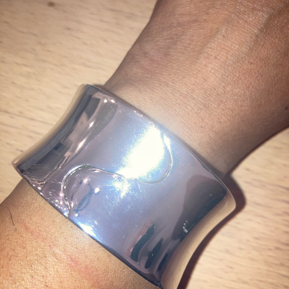 Wide Silver Hinged Bangle Bracelet - EUC
